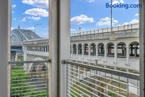 City View Balcony Parking Gym 505 - Image 2