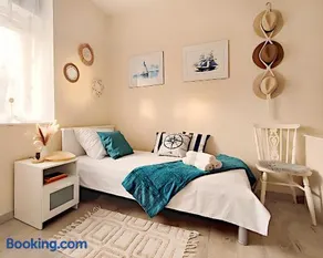 Silvermoon Apartment - Image 3