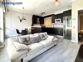 Luxury San Prudencio Vitoria - Image 2