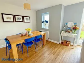 Bay Tree House - Image 3