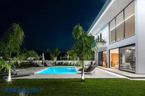 Sunshine Villa - Image 2