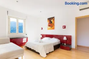 Luxury Apartments with share Pool - Image 2