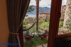 Studio with private garden by GardaDoma - Image 2