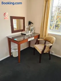 The Hillmorton Manor Hotel - Image 2