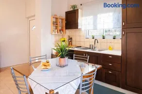 Ridomo Canyon Apartment - Image 5