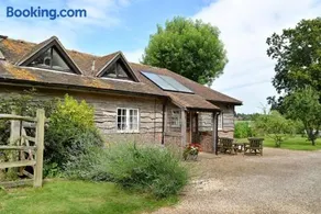 Chichester Cottage @ Graingers - Image 2