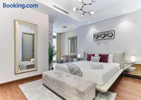 bnbmehomes - Paramount Hotel Midtown - Image 5