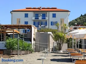 Seafront Riva appartamento fronte mare - Image 1