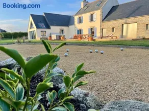 15 pers, jacuzzi, 40m de la mer, 8 chambres, weekends, nuitée, séminaire - Image 2