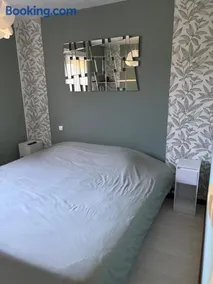 Petit pavillon, une chambre avec jardin - Image 3