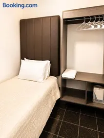 Barrio Inn Padre Mier Hostal & Suites - Image 3
