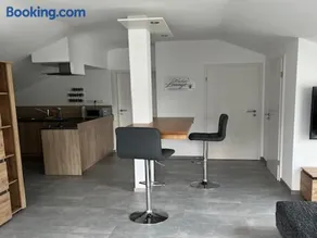 Apartamento con 2 dormitorios para 3 personas - Image 2