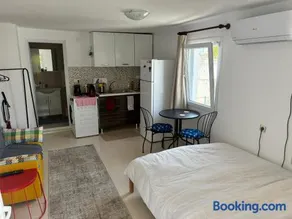 Small House in Bodrum - Image 3