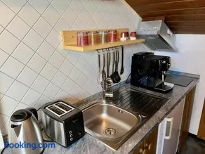 Gemütliches Dachgeschoss-Apartment mit Alpenblick - Image 4