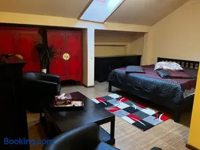 B&B Castle - Image 2