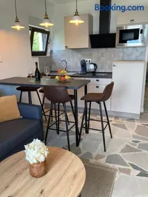 Emmi Apartments - Image 1