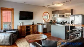 Lighthouse - 3-Bedroom, 3-Bathroom Suite at REAL Watersports - Image 2