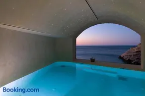 Stone Luxury Suites - Adults Only - Image 2