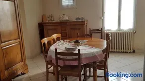 Gîte à 15km PUY duFOU 5pers 3chambres - Image 3
