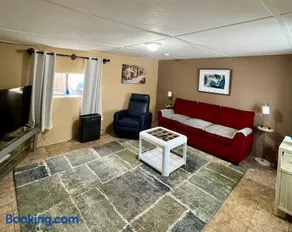 Historic Adobe - Image 4