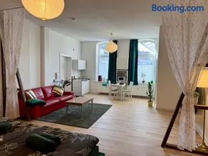 Akram Appartement VII - Ruhepunkt am Puls der Stadt - Image 2
