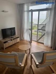 Lagoon-View Apartment Pervalka - Image 2