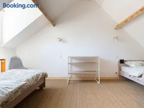 Maison typique 10 pers. avec Wifi, jardin et terrasse, à 5 min de Loudenvielle - Image 4