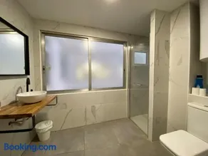 Shanti Rooms - Image 2