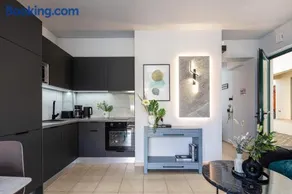 Villa Lea, stylish, with common pool - Image 3