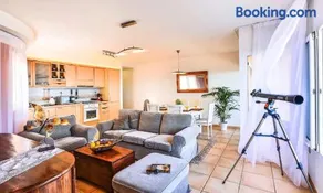 Appartement de vacances entièrement équipé avec internet haut débit | Vue mer | Adapté au travail à distance - Image 5