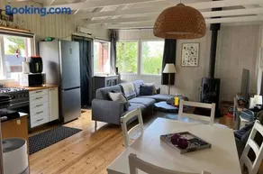 Cheerful forest cabin Fireplace and Hot tub - Image 3