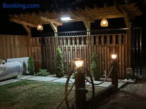 Charming Country Home! Close to the Lake! - Image 5