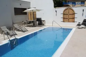 La Alcoholera - Image 2