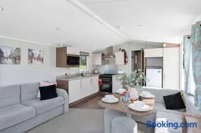 Lovely 3 bedroom holiday home in Seton Sand caravan park Wi-Fi Xbox - Image 5