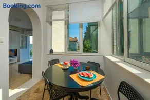 Garden Apartment - Image 3