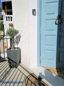 Summer house in Spetses - Image 1