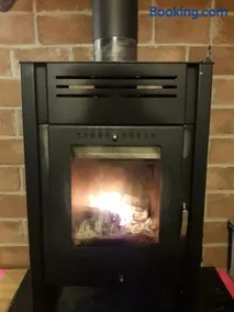 Easily accessible cabin with woodburner outside Hässleholm - Image 5