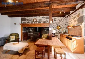 Maison confortable avec vue sur la montagne à Le Fau - Image 3