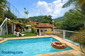 Casa em Itaipava até 10 Pessoas, Piscina, Lareira e Pets - Image 3