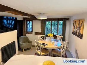 Habberley Hall Flat - Image 4
