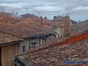 Maison paisible avec parking - Image 2