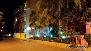 La Fontaine Apartments - Image 3