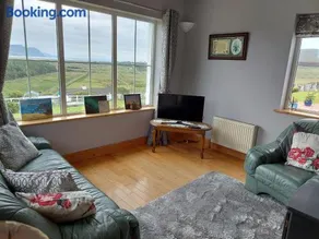 Minaun Cliff View - Image 4