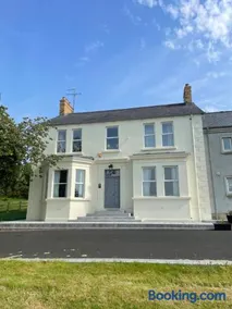Brackfield House double and single bed free breakfast parking strong wifi - Image 2