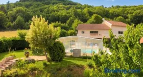 Maison accueillante à Saint-Géry avec piscine partagée - Image 3
