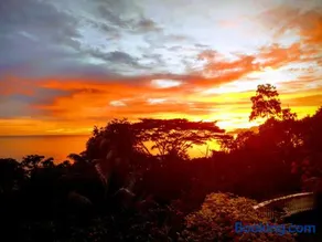 Sunset Bay Apartment - Image 5