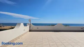 Mariella Rooms Fronte Mare - Image 1