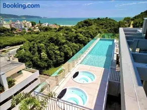 Apartamento Vista Mar, com Piscina Aquecida e Jacuzzi - Image 2