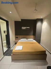 KOONA RESIDENCY - Image 4
