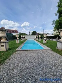 Little Luxe 2 - Image 2